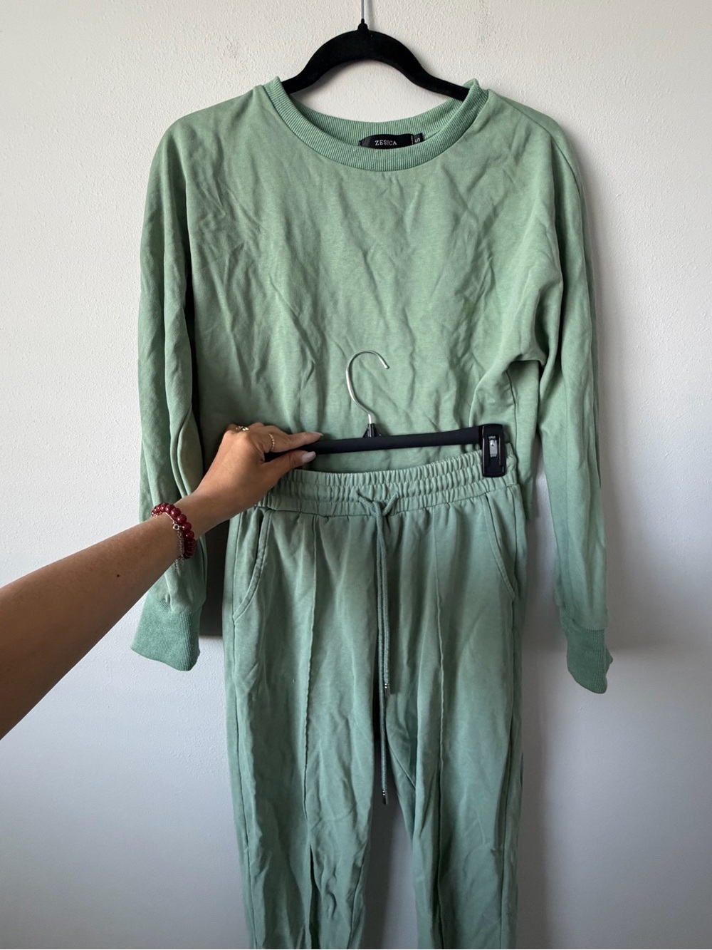 Green Sweatshirt & Jogger Set